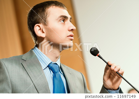 male speaker 11697149
