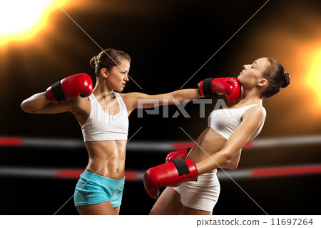woman boxing woman boxing 11697264