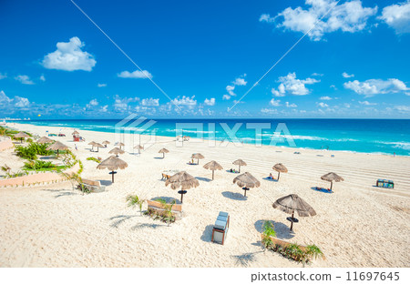 Cancun beach panorama, Mexico Cancun beach panorama, Mexico 11697645