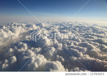 From the plane to the sea of clouds 11705851