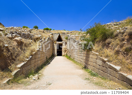 Treasury in Mycenae town, Greece Treasury in Mycenae town, Greece 11709404