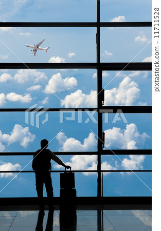 Waiting for Flight 11711528