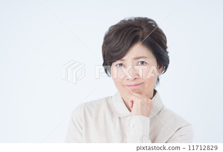 高級女性 11712829