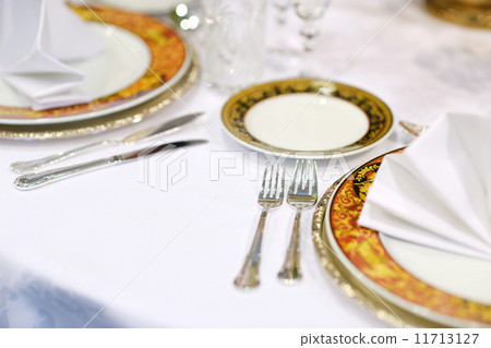 Table setting for an event party Table setting for an event party 11713127