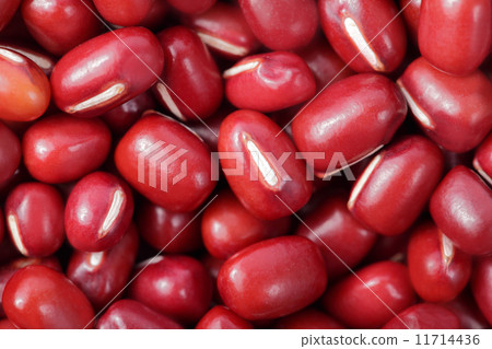 red beans close up - horizontal red beans close up - horizontal 11714436