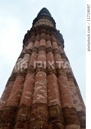 Qutub Minar 11719097