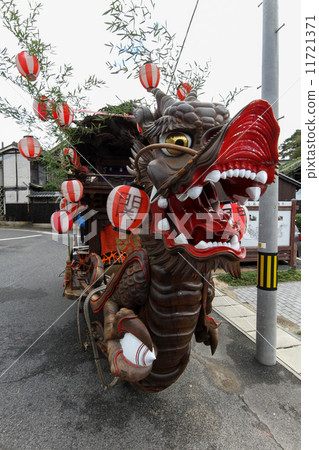 煮沸的窗口秋天節日danburi 11721371