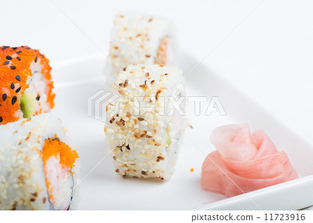 Sushi set on the plate Sushi set on the plate 11723916