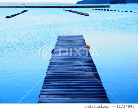 Pier 1 Pier 1 11724048