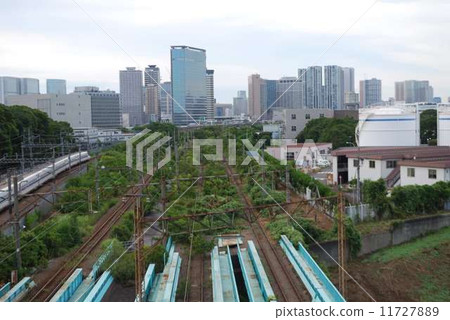 靠近休眠的東海道貨運線的Oei熱電站 靠近休眠的東海道貨運線的Oei熱電站 11727889