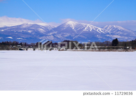 Gosho and Ou Mountains 11729036