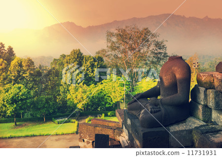 Borobudur 11731931
