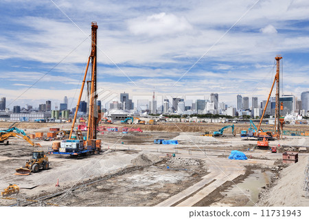 Work machine 11731943