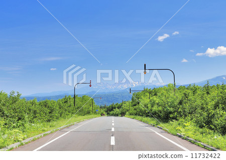 通往山路的路 11732422