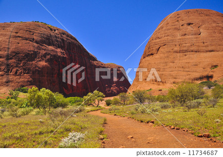 Olga Mountain Wind Valley Kata Tjuta 11734687