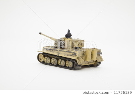 坦克 11736189