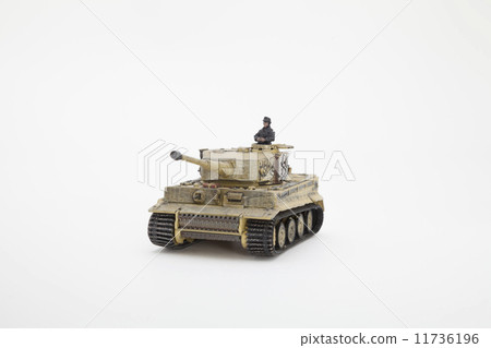 Tank 11736196