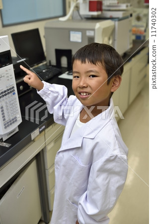 Laboratory 11740302