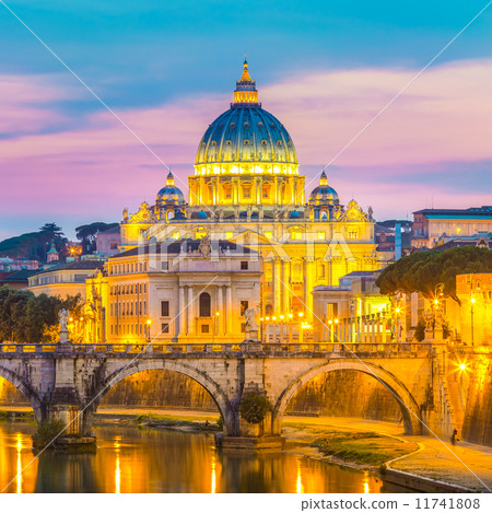 View at St. Peter's cathedral in Rome, Italy View at St. Peter's cathedral in Rome, Italy 11741808