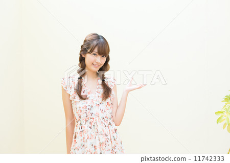 清爽的女人 11742333