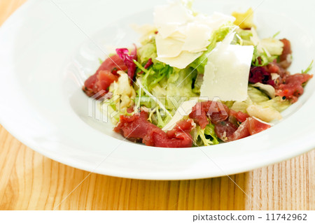 salad in the bar salad in the bar 11742962