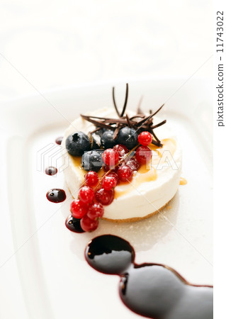 cheesecake with berries cheesecake with berries 11743022
