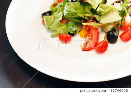 vegetable salad vegetable salad 11744206