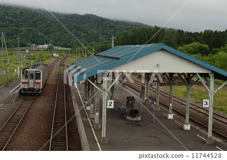 Kiha 54形狀在Akihiroku站停了下來 11744528