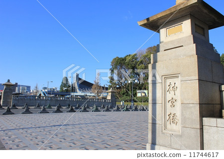 Jingūbashi 11744617