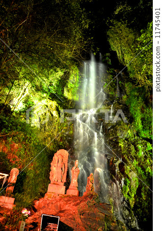 Light up of the falls and Jizo Light up of the falls and Jizo 11745401