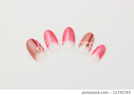 指甲尖 指甲尖 11745765