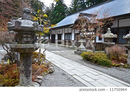 四季禮堂（Masayo Daishodo）（Hieiyama Enryakuji Yokogawa地區/滋賀縣大津市坂本町） 11750964