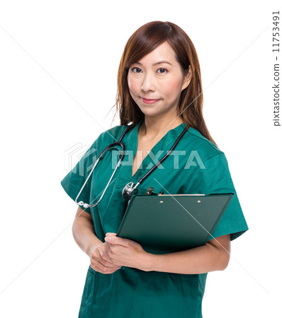 Medical doctor woman with clipboard Medical doctor woman with clipboard 11753491