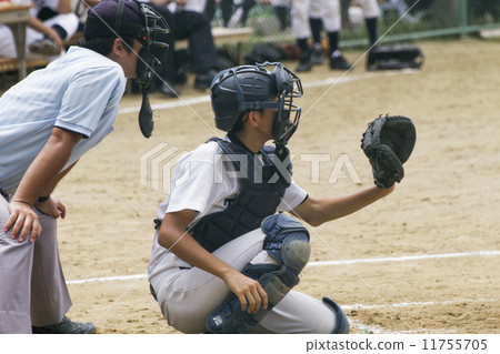 Catcher and referee Catcher and referee 11755705
