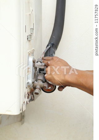 service air conditioner drip valve 11757829