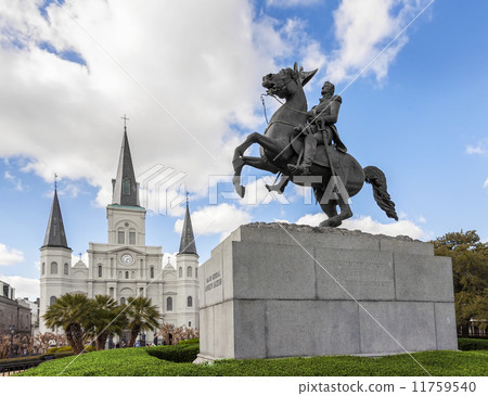 Saint Louis Cathedral and statue of Andrew Jackson, New Orleans, 11759540
