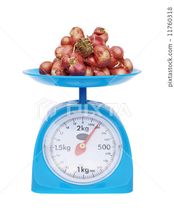 kitchen scales and onions kitchen scales and onions 11760318