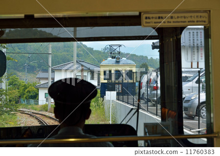 Walking Ueda · Ueda Electric Railway separate line Besso Onsen Station 11760383
