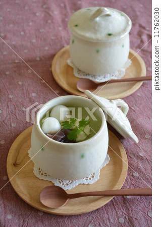 Matcha mousse 11762030