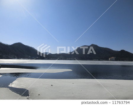 融雪湖榛名 融雪湖榛名 11763794
