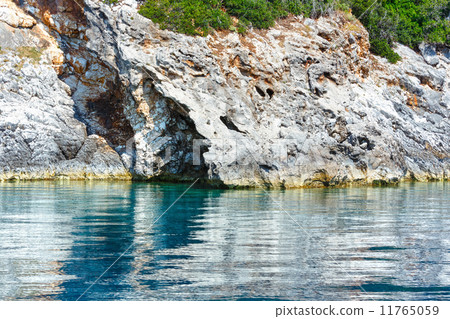 Summer Kefalonia coast view (Greece) 11765059