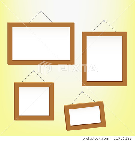 Set of Photo Frames 11765182