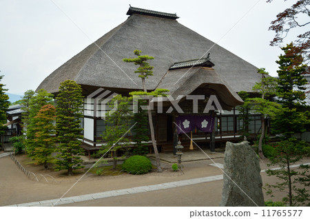 步行上田·Maeyama-ji寺屋頂屋頂的Hondo Shiota Hirado 步行上田·Maeyama-ji寺屋頂屋頂的Hondo Shiota Hirado 11765577