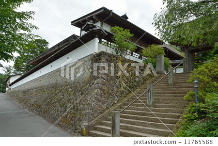 走上田·前山寺石樓梯和醫藥醫生Shiota Hiradai 11765588