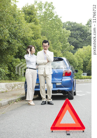 Automotive trouble 11766712