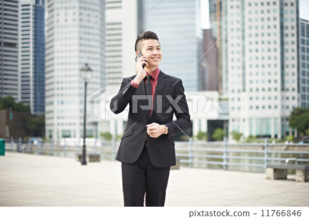 Businessman in the City Businessman in the City 11766846