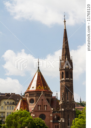 view of landmarks in Budapest 11768120