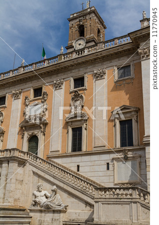 Campidoglio square (Piazza del Campidoglio) in Rome, Italy Campidoglio square (Piazza del Campidoglio) in Rome, Italy 11770945