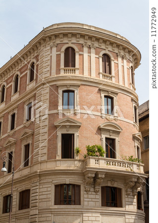 Rome, Italy. Typical architectural details of the old city 11772949
