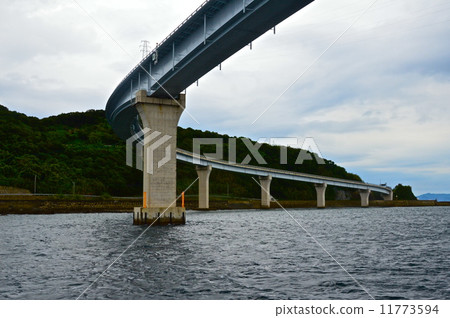 Iyojima Ohashi (Nagasaki prefecture Nagasaki prefecture Isejima cho Kaori-cho Machiya) 11773594
